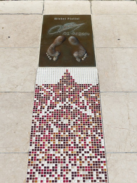 与他们交流